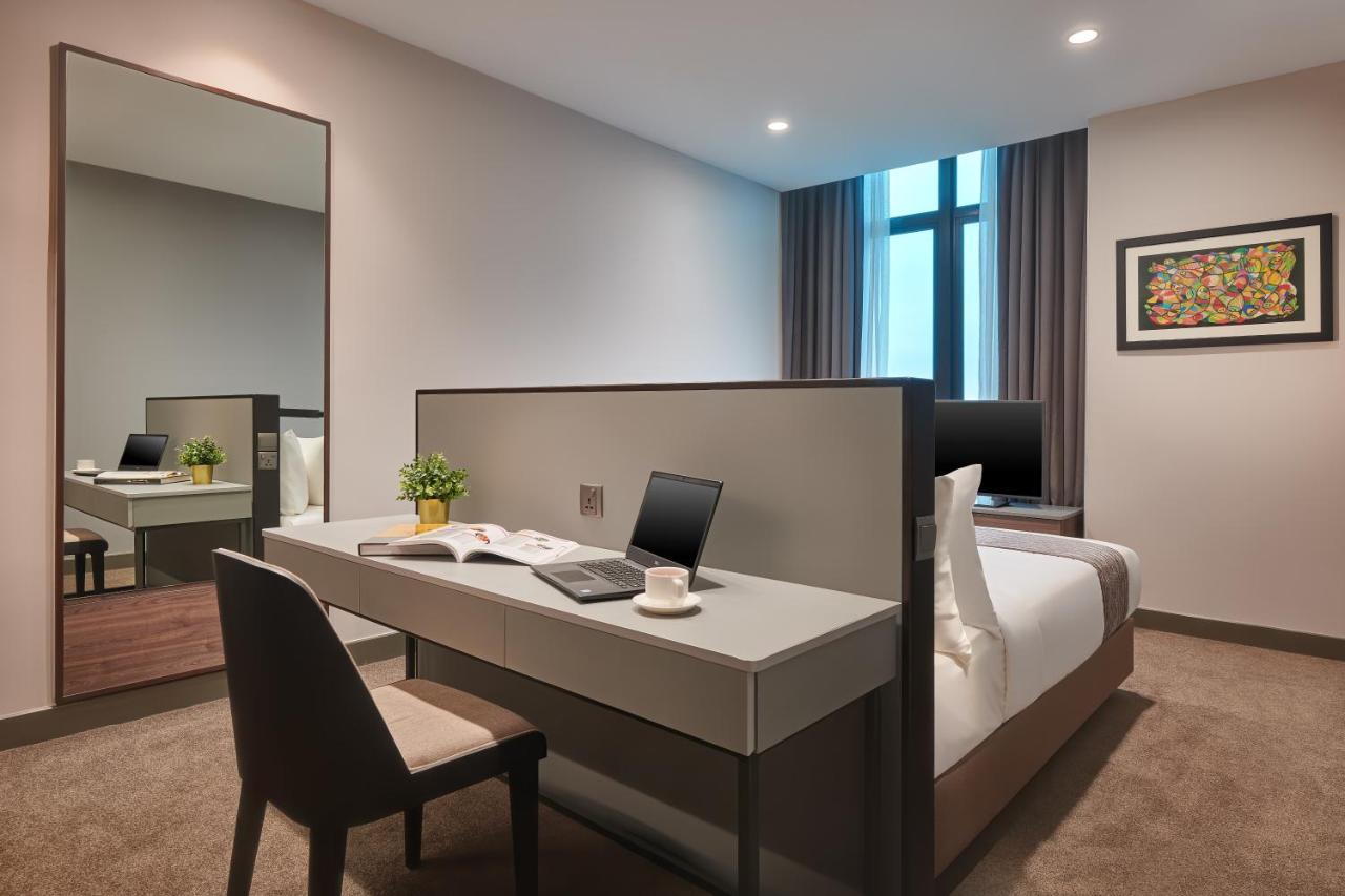 Mercure Living Putrajaya Exterior foto Deluxe Room