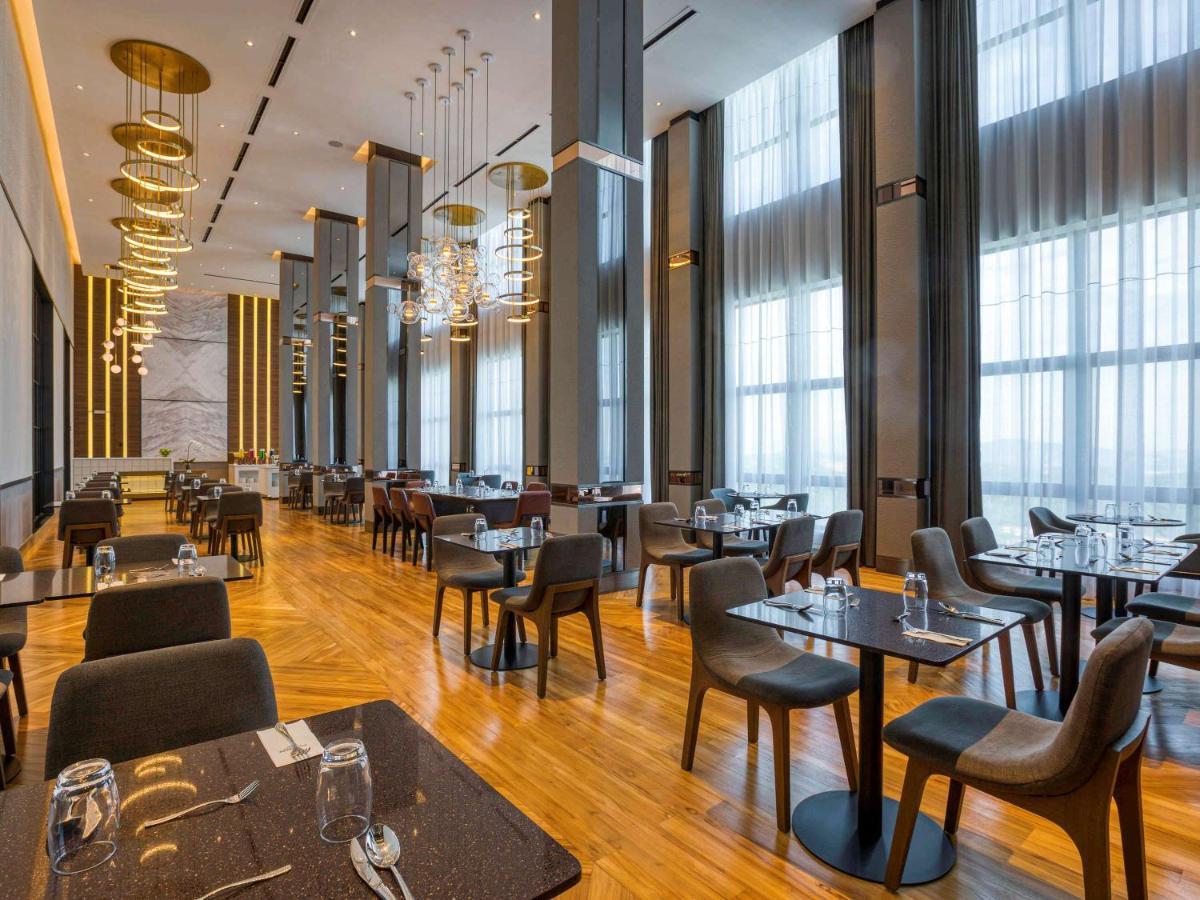 Mercure Living Putrajaya Exterior foto The restaurant